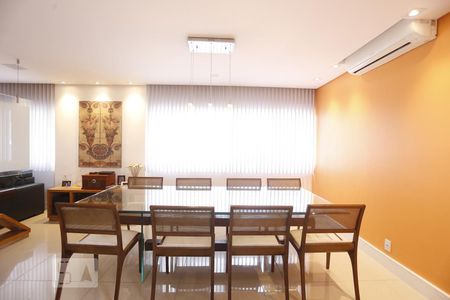 Sala de Jantar de apartamento para alugar com 3 quartos, 210m² em Morro dos Ingleses, São Paulo