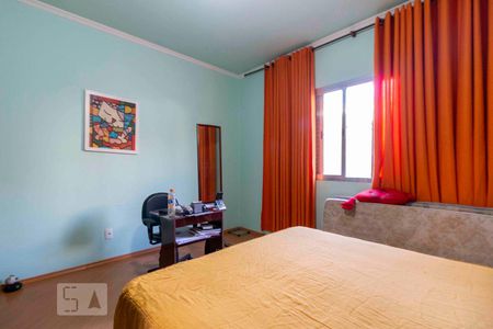 Casa à venda com 300m², 2 quartos e 2 vagasQuarto 1