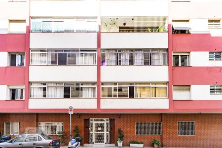 Apartamento para alugar com 100m², 2 quartos e 1 vagaFachada