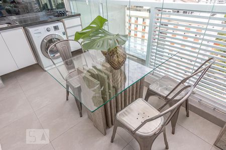 Studio para alugar com 33m², 1 quarto e 2 vagas Studio para alugar com 33m², 1 quarto e 2 vagasVaranda