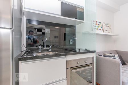 Studio para alugar com 33m², 1 quarto e 2 vagas Studio para alugar com 33m², 1 quarto e 2 vagasCozinha