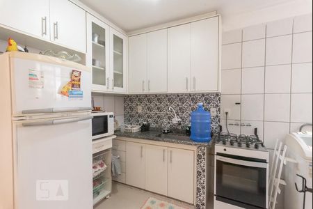 Apartamento à venda com 57m², 2 quartos e 1 vaga Apartamento à venda com 57m², 2 quartos e 1 vagaCozinha