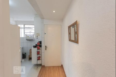 Apartamento à venda com 57m², 2 quartos e 1 vaga Apartamento à venda com 57m², 2 quartos e 1 vagaCozinha/Corredor