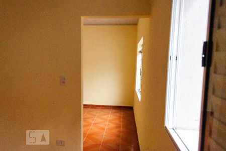 Quarto de casa para alugar com 2 quartos, 37m² em Vila Guilherme, São Paulo