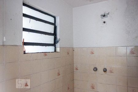 Banheiro de casa para alugar com 2 quartos, 37m² em Vila Guilherme, São Paulo