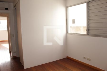 Quarto 1 de apartamento para alugar com 3 quartos, 168m² em Santa Cecília, São Paulo