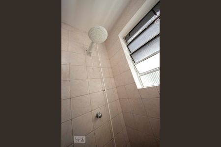 Apartamento à venda com 70m², 2 quartos e sem vaga Apartamento à venda com 70m², 2 quartos e sem vagaBanheiro