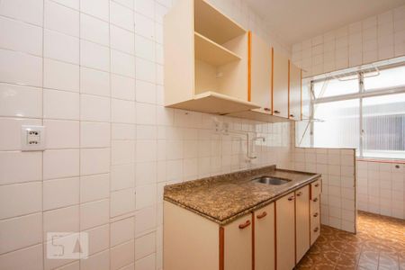 Apartamento à venda com 70m², 2 quartos e sem vaga Apartamento à venda com 70m², 2 quartos e sem vagaCozinha