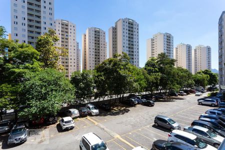 Vista de apartamento à venda com 2 quartos, 59m² em Parque Continental, Osasco