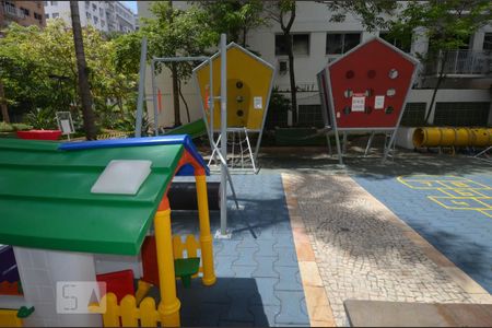 Apartamento para alugar com 60m², 2 quartos e 1 vagaÁrea Comum - Playground