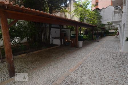 Apartamento para alugar com 60m², 2 quartos e 1 vagaÁrea comum - Churrasqueira