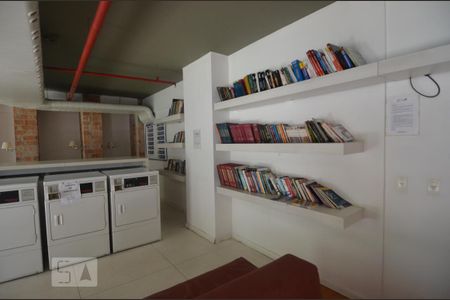 Apartamento para alugar com 60m², 2 quartos e 1 vagaÁrea comum - Lavanderia 