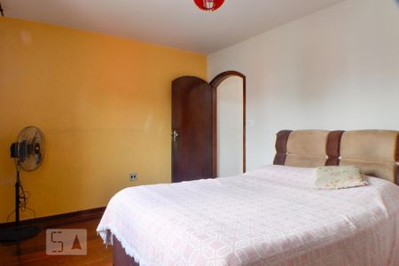 Casa à venda com 150m², 3 quartos e 5 vagas Casa à venda com 150m², 3 quartos e 5 vagasQuarto