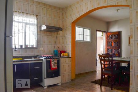 Casa à venda com 150m², 3 quartos e 5 vagas Casa à venda com 150m², 3 quartos e 5 vagasCozinha