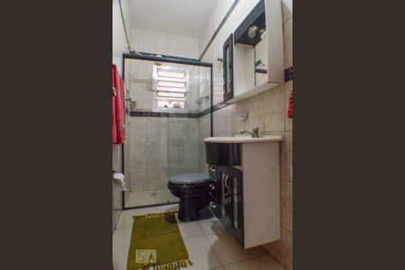 Casa à venda com 150m², 3 quartos e 5 vagas Casa à venda com 150m², 3 quartos e 5 vagasBanheiro