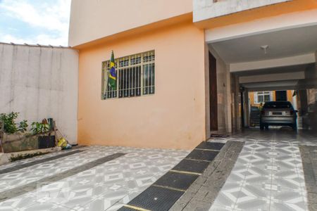 Casa à venda com 150m², 3 quartos e 5 vagas Casa à venda com 150m², 3 quartos e 5 vagasGaragem