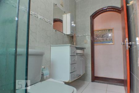 Casa à venda com 150m², 3 quartos e 5 vagas Casa à venda com 150m², 3 quartos e 5 vagasBanheiro