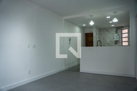 SalaSala de apartamento para alugar com 2 quartos, 50m² em Centro, Rio de Janeiro