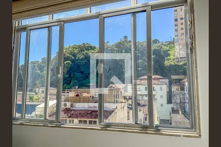 Vista da Sala de apartamento para alugar com 2 quartos, 50m² em Centro, Rio de Janeiro