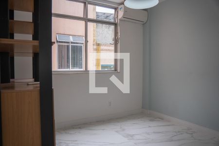 Quarto 1 de apartamento para alugar com 2 quartos, 50m² em Centro, Rio de Janeiro