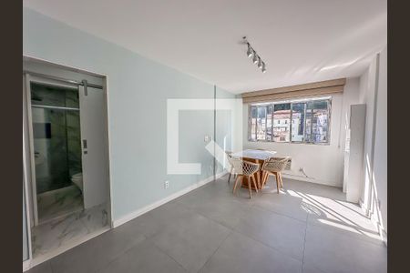 Sala de apartamento para alugar com 2 quartos, 50m² em Centro, Rio de Janeiro
