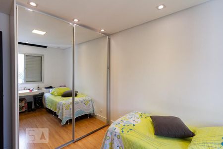 Apartamento à venda com 115m², 3 quartos e 3 vagasQuarto 2