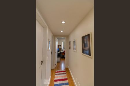 Apartamento à venda com 115m², 3 quartos e 3 vagasSuíte - Armários