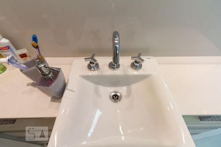 Apartamento à venda com 115m², 3 quartos e 3 vagasBanheiro da Suíte