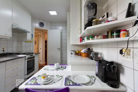 Apartamento à venda com 115m², 3 quartos e 3 vagasCozinha