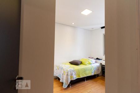 Apartamento à venda com 115m², 3 quartos e 3 vagasQuarto 2