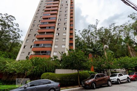 Apartamento à venda com 115m², 3 quartos e 3 vagasFachada