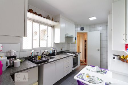 Apartamento à venda com 115m², 3 quartos e 3 vagasCozinha
