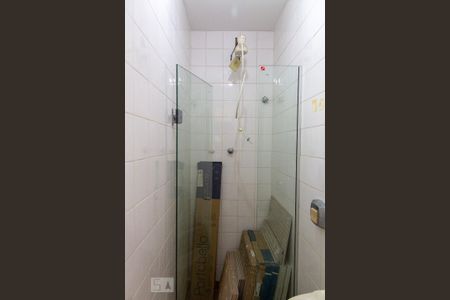 Apartamento à venda com 96m², 2 quartos e 2 vagas Apartamento à venda com 96m², 2 quartos e 2 vagasBanheiro de Serviço