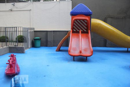 Apartamento à venda com 52m², 2 quartos e 1 vagaÁrea Comum - Playground