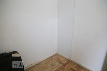 Apartamento à venda com 200m², 3 quartos e 1 vaga Apartamento à venda com 200m², 3 quartos e 1 vagaQuarto de Serviço 1