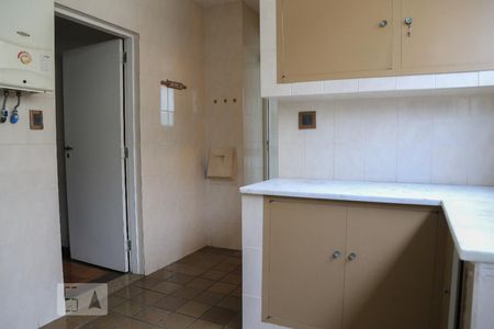 Apartamento à venda com 200m², 3 quartos e 1 vaga Apartamento à venda com 200m², 3 quartos e 1 vagaÁrea de Serviço