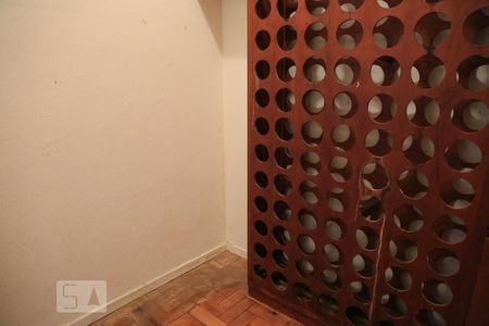 Apartamento à venda com 200m², 3 quartos e 1 vaga Apartamento à venda com 200m², 3 quartos e 1 vagaQuarto de Serviço 2