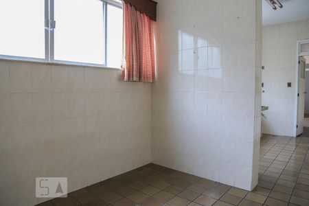 Apartamento à venda com 200m², 3 quartos e 1 vaga Apartamento à venda com 200m², 3 quartos e 1 vagaCopa