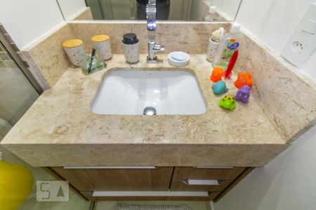 Apartamento à venda com 67m², 2 quartos e 1 vaga Apartamento à venda com 67m², 2 quartos e 1 vagaBanheiro Social