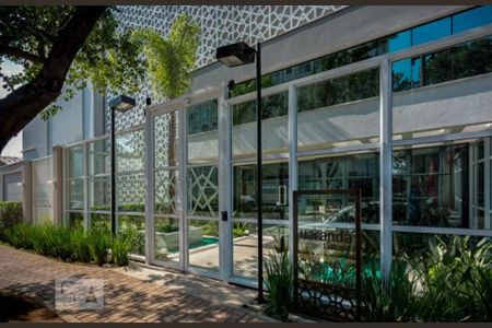 Apartamento à venda com 67m², 2 quartos e 1 vaga Apartamento à venda com 67m², 2 quartos e 1 vagaFachada
