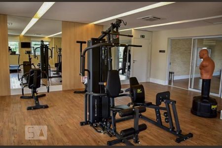 Apartamento à venda com 67m², 2 quartos e 1 vaga Apartamento à venda com 67m², 2 quartos e 1 vagaÁrea comum - Academia