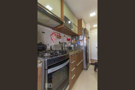 Apartamento à venda com 67m², 2 quartos e 1 vaga Apartamento à venda com 67m², 2 quartos e 1 vagaCozinha