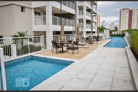 Apartamento à venda com 67m², 2 quartos e 1 vaga Apartamento à venda com 67m², 2 quartos e 1 vagaÁrea comum - Piscina