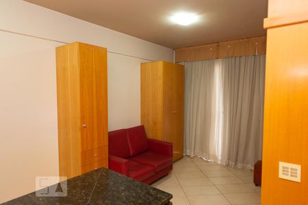 Sala de apartamento para alugar com 1 quarto, 42m² em Vale do Sereno, Nova Lima