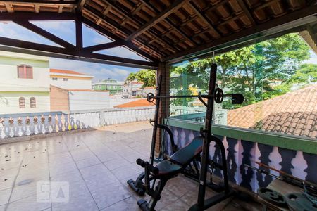 Casa à venda com 180m², 2 quartos e 3 vagasTerraço