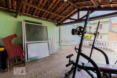 Casa à venda com 180m², 2 quartos e 3 vagasTerraço