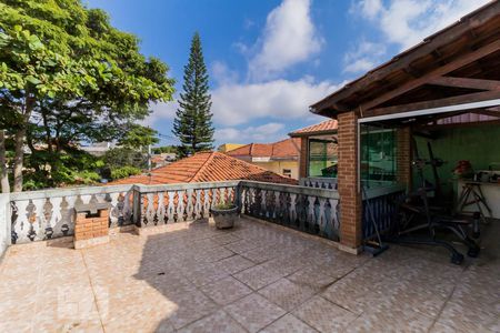 Casa à venda com 180m², 2 quartos e 3 vagasTerraço