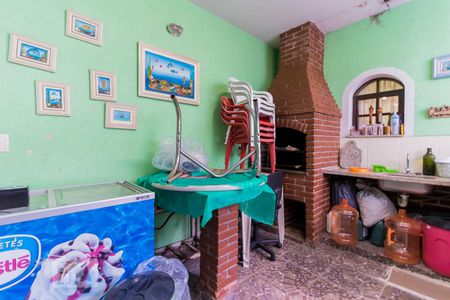 Casa à venda com 180m², 2 quartos e 3 vagasChurrasqueira