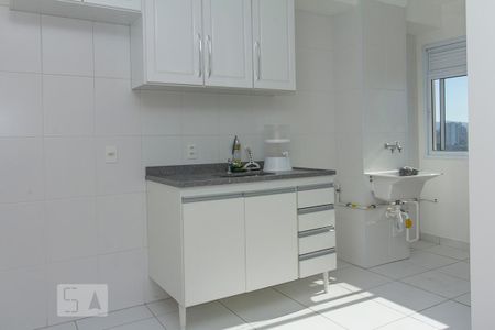 Apartamento à venda com 31m², 1 quarto e sem vaga Apartamento à venda com 31m², 1 quarto e sem vagaCozinha - Armários