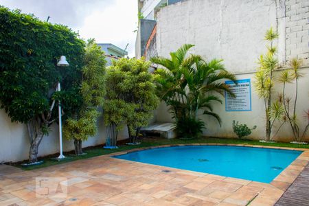 Apartamento para alugar com 70m², 3 quartos e 1 vagaÁrea comum - Piscina
